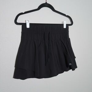 NWOT JoyLab Women's Black Tiered Ruffle Active Skort Smocked Waist